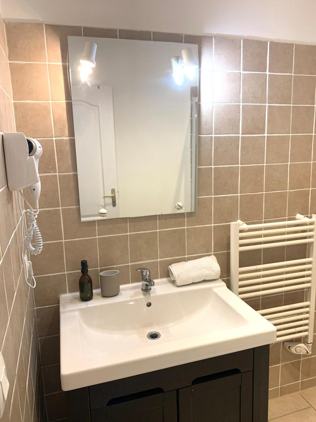 Appartement Les clés de la Cité à Carcassonne Extérieur photo